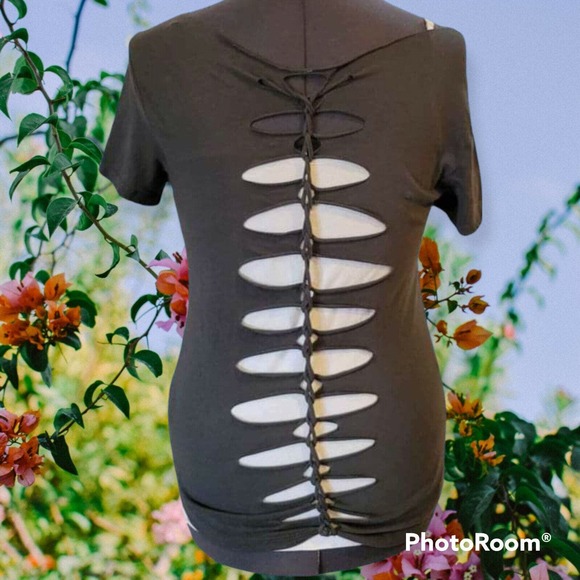 Mom. Myth. Legend. Cut n' Weave T-shirt Women's Size Small - Picture 3 of 6